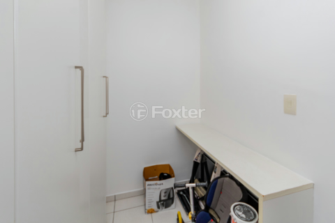Image 25 - 931503
