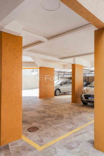 Image 34 - 931547