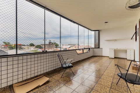 Image 36 - 931640