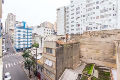 Image 11 - 931879
