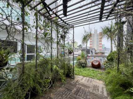 Image 98 - 931912