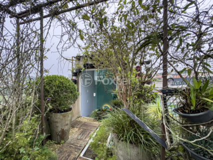 Image 97 - 931912