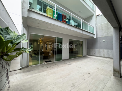 Image 84 - 931912