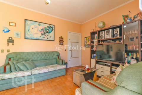 Image 32 - 931924