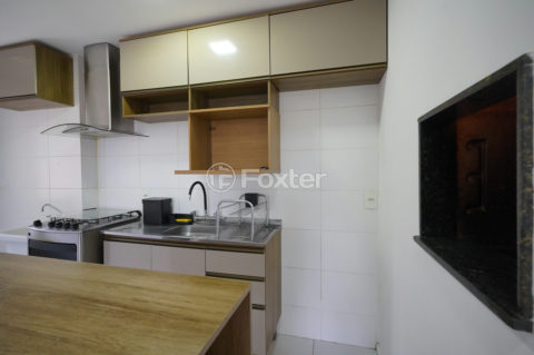 Image 3 - 931977