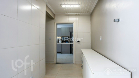 Image 38 - 932191