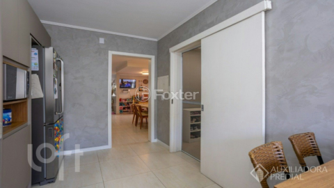 Image 37 - 932191