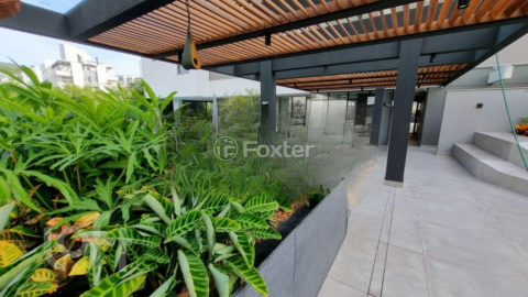 Image 31 - 932703