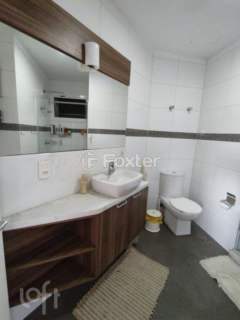 Image 33 - 932755