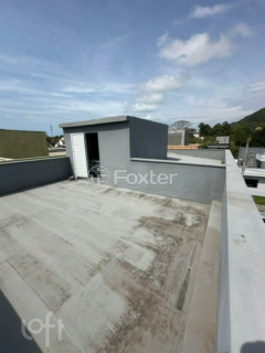 Image 21 - 932772