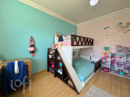 Image 34 - 932778