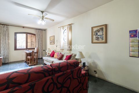 Image 33 - 933281