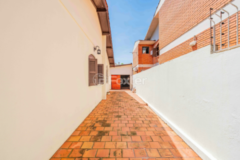 Image 33 - 935461