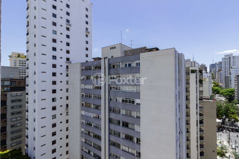 Image 44 - 935492