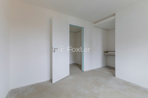 Image 30 - 936116