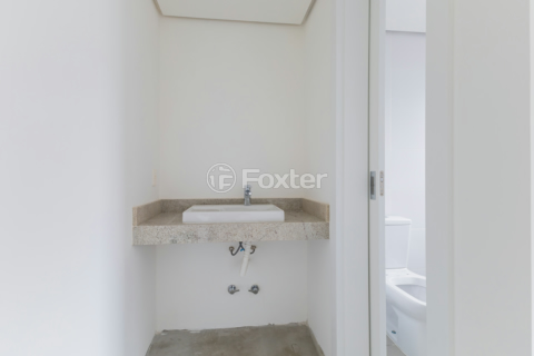 Image 33 - 936116