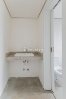 Image 34 - 936116