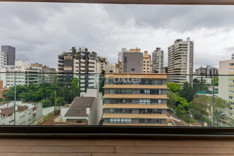 Image 44 - 936116