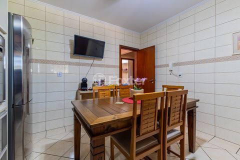 Image 32 - 938632