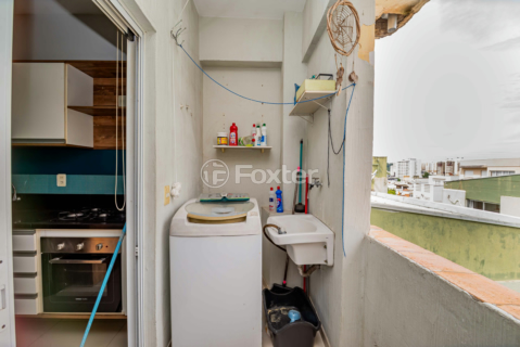 Image 25 - 939447