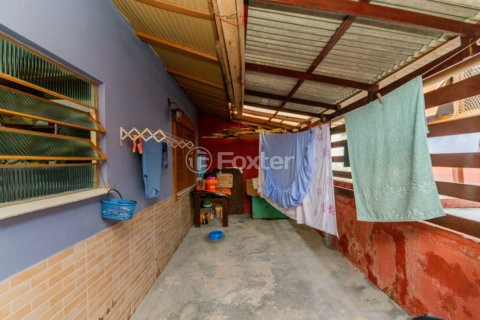 Image 30 - 940015