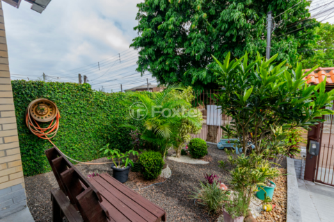 Image 37 - 940015