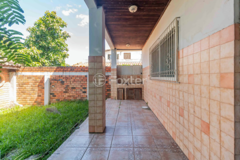 Image 37 - 941245