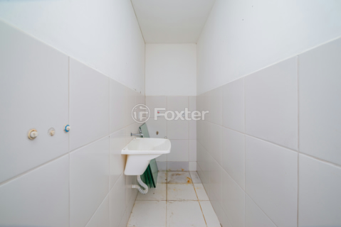 Image 66 - 942239