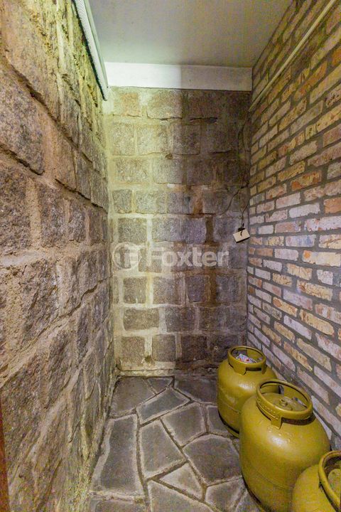 Image 79 - 942374