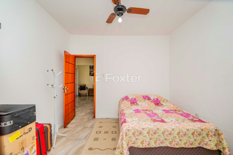 Image 31 - 942515