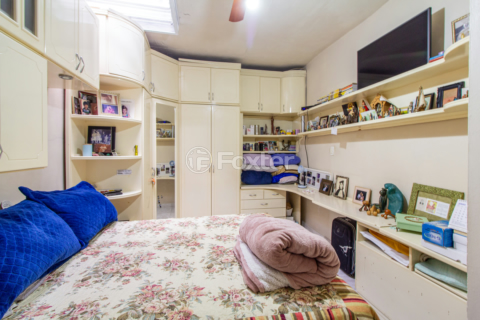 Image 3 - 944408