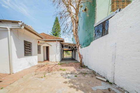 Image 32 - 944418