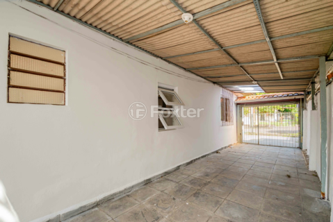 Image 35 - 944418