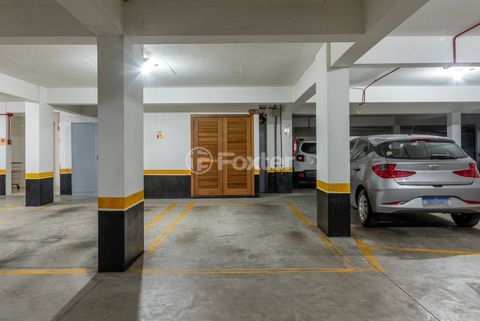 Image 23 - 947658