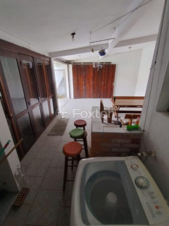 Image 21 - 948394