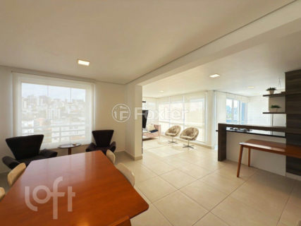 Image 30 - 953293