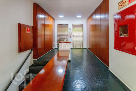 Image 36 - 953332