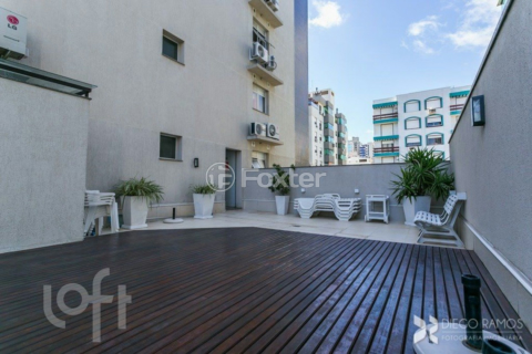Image 34 - 953605