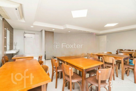 Image 37 - 953605