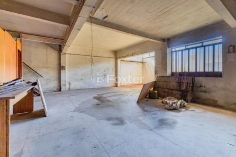 Image 32 - 953696