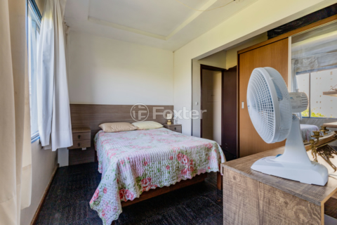 Image 93 - 953696