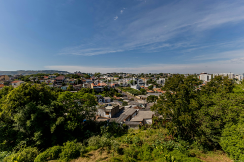 Image 112 - 953696