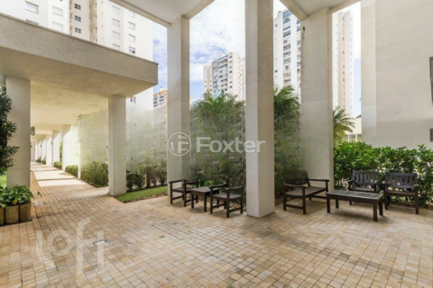 Image 34 - 953715