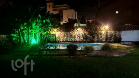 Image 33 - 953753