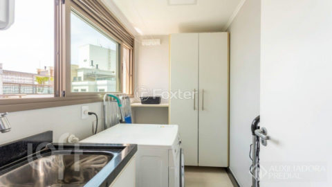 Image 35 - 953815