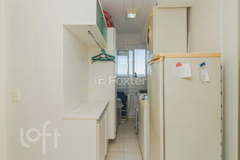 Image 28 - 954007
