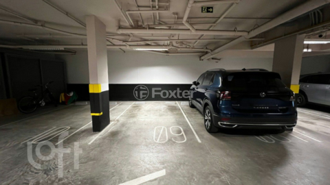 Image 39 - 954008