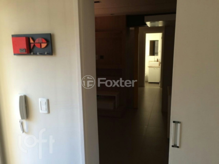 Image 31 - 954040