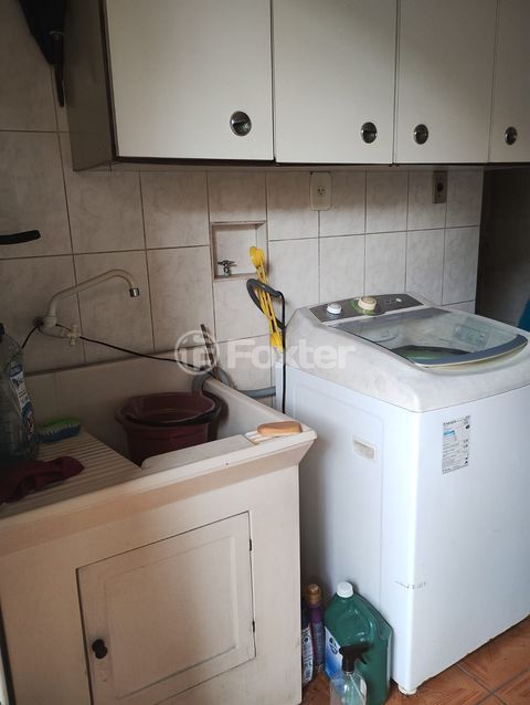 Image 11 - 954100