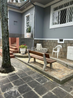 Image 29 - 954208